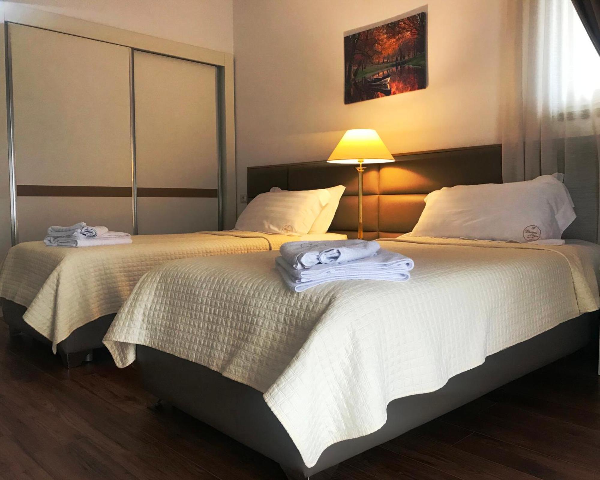 Chateau Linza Resort Tiranë Luaran gambar