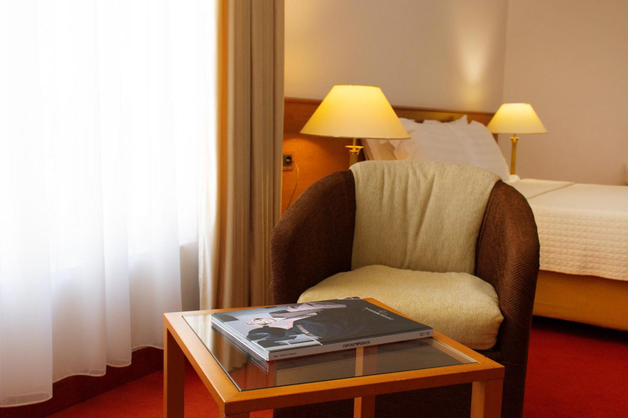 Chateau Linza Resort Tiranë Luaran gambar